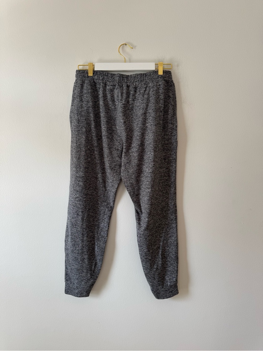 Vuori Performance Joggers - Picture 2 of 8